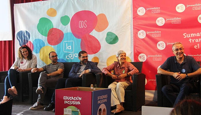 Foto de políticos que han participado en el encuentro La Caja